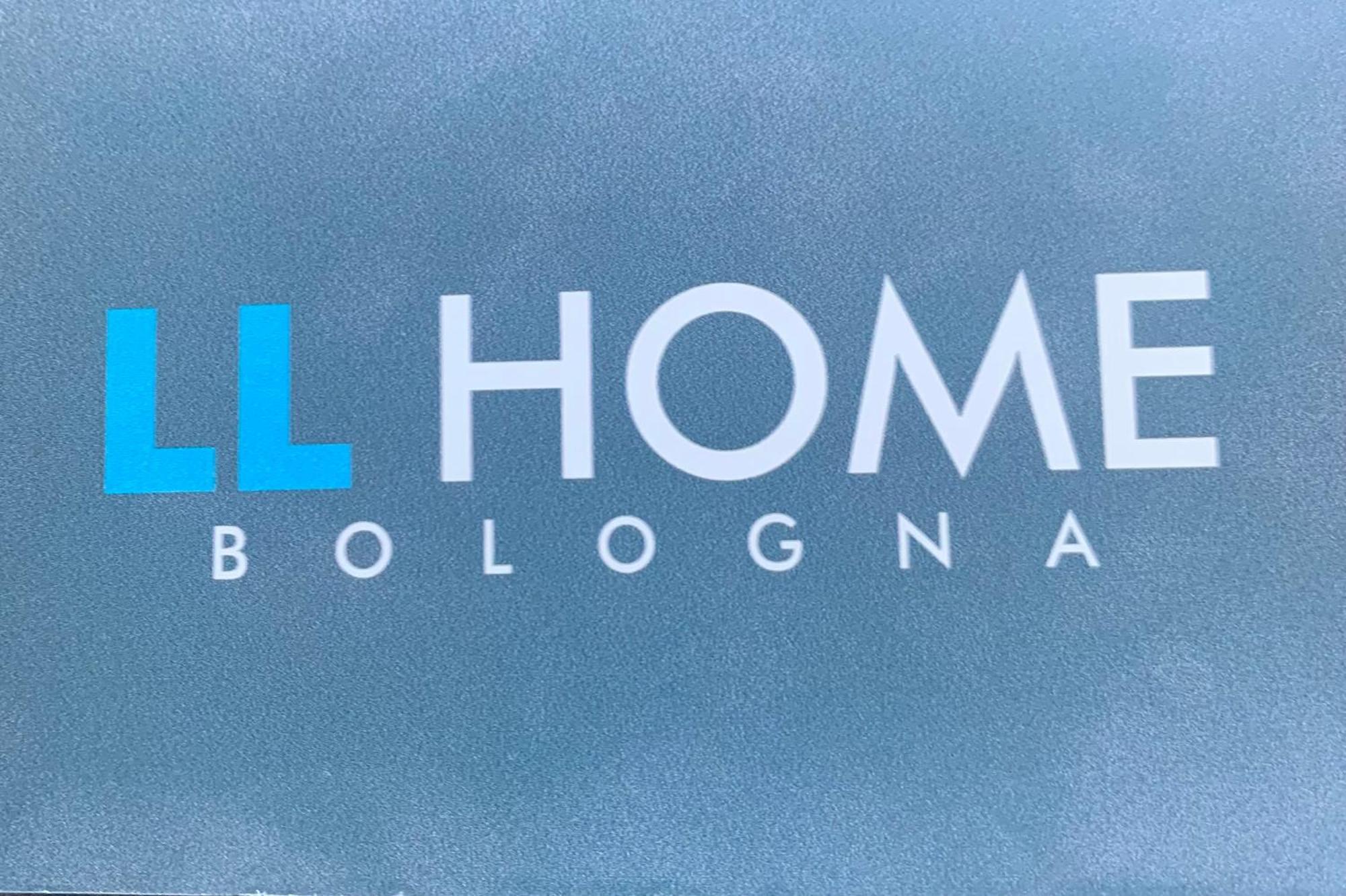 Llhome Bologna Elegante Monolocale Ristrutturato Con Posto Auto Coperto المظهر الخارجي الصورة